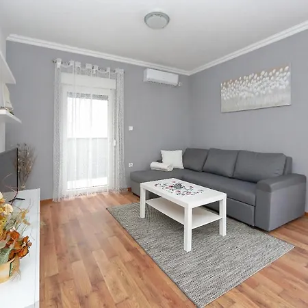 Nikic * ביבינייה