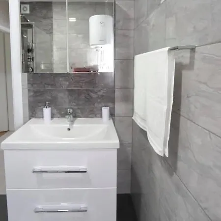 Nikic Apartamento Bibinje