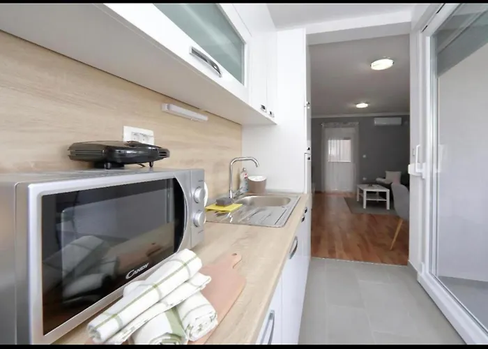 Nikic アパート *